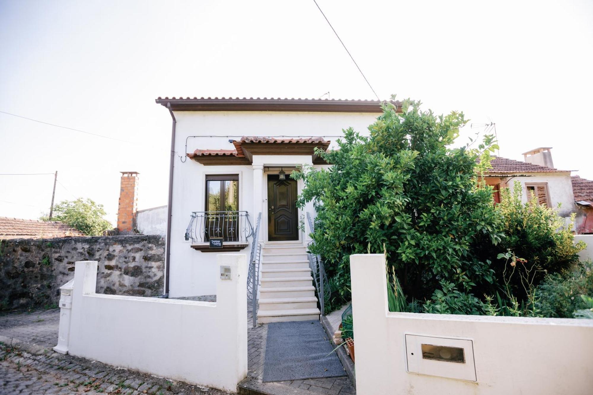 R3 - Guesthouse Travessa Da Arieira Aguda (Leiria) Eksteriør bilde